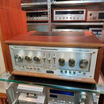 Preview: Marantz 1152 DC  Verstärker Bolide im woodcase  Japan 1979